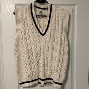 Aritzia Sunday Best Cable Knit Sweater Vest
